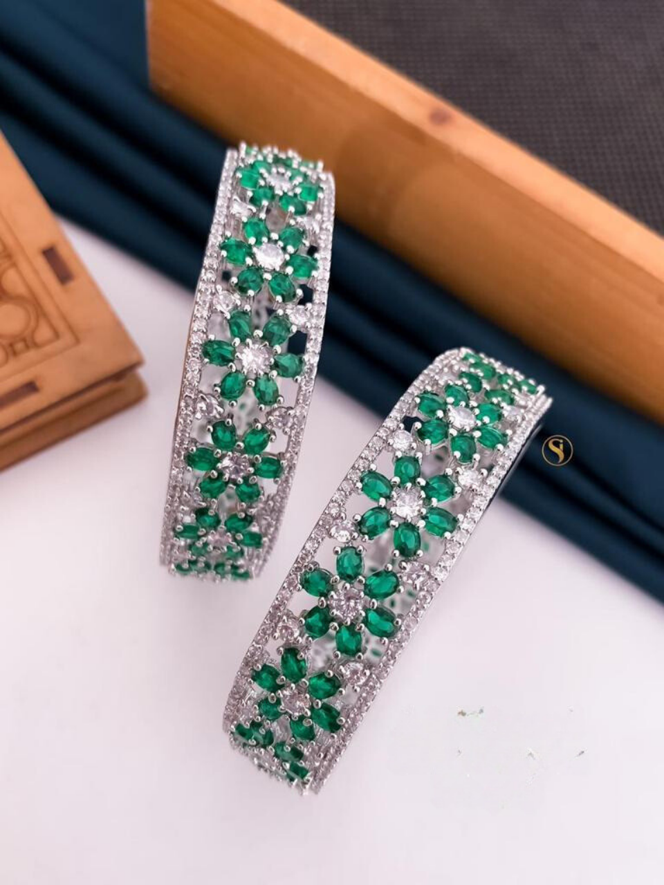 Premium Quality Sterling Silver Green Sapphire Bangles
